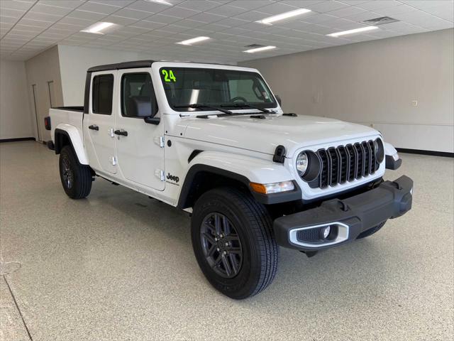 2024 Jeep Gladiator GLADIATOR SPORT S 4X4