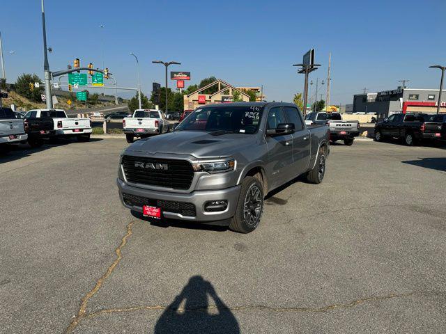 2025 RAM Ram 1500 RAM 1500 LARAMIE CREW CAB 4X4 64 BOX