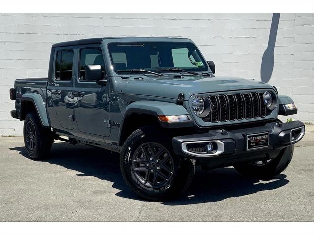 2024 Jeep Gladiator GLADIATOR SPORT S 4X4