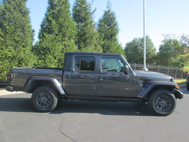 2024 Jeep Gladiator GLADIATOR SPORT S 4X4