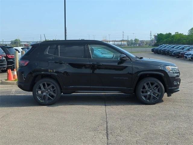 2024 Jeep Compass COMPASS LIMITED 4X4