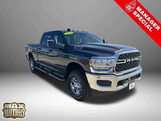 2024 RAM Ram 2500 RAM 2500 TRADESMAN CREW CAB 4X4 64 BOX 2024 RAM Ram 2500 RAM 2500 TRADESMAN CREW CAB 4X4 64 BOX