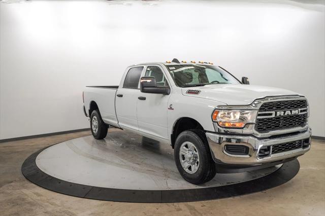 2024 RAM Ram 2500 RAM 2500 TRADESMAN CREW CAB 4X4 8 BOX