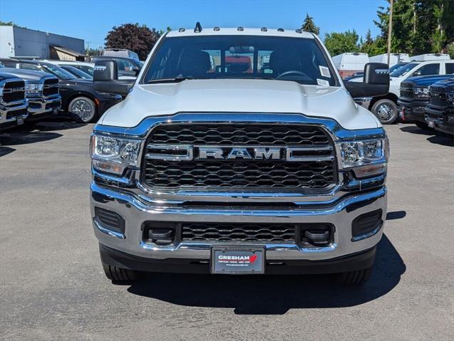 2024 RAM Ram 3500 RAM 3500 TRADESMAN CREW CAB 4X4 8 BOX