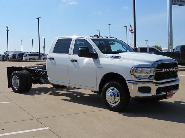 2024 RAM Ram 3500 Chassis Cab RAM 3500 TRADESMAN CREW CAB CHASSIS 4X4 60 CA