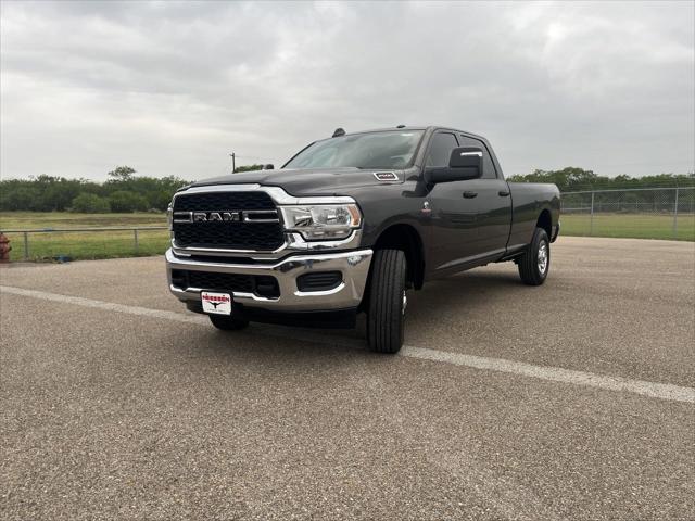 2024 RAM Ram 2500 RAM 2500 TRADESMAN CREW CAB 4X4 8 BOX