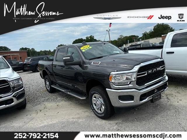 2024 RAM Ram 2500 RAM 2500 TRADESMAN CREW CAB 4X4 64 BOX