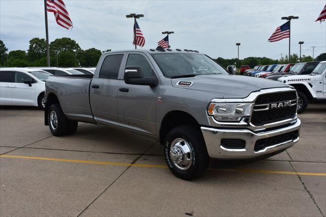 2024 RAM Ram 3500 RAM 3500 TRADESMAN CREW CAB 4X4 8 BOX