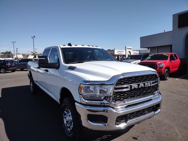 2024 RAM Ram 2500 RAM 2500 TRADESMAN CREW CAB 4X4 8 BOX