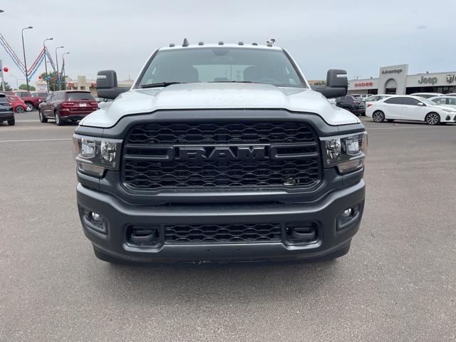 2024 RAM Ram 3500 Chassis Cab RAM 3500 TRADESMAN CREW CAB CHASSIS 4X4 60 CA