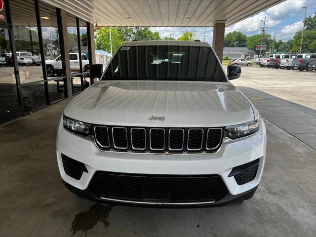2024 Jeep Grand Cherokee GRAND CHEROKEE LAREDO X 4X2