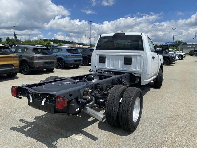 2024 RAM Ram 3500 Chassis Cab RAM 3500 TRADESMAN CHASSIS REGULAR CAB 4X4 60 CA