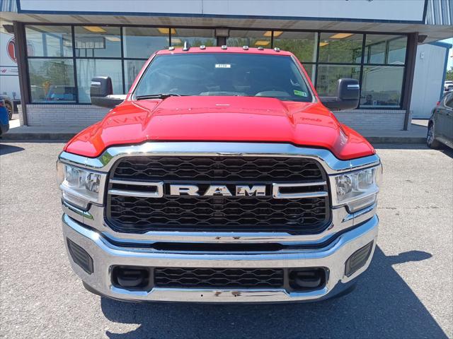 2024 RAM Ram 3500 RAM 3500 TRADESMAN CREW CAB 4X4 64 BOX