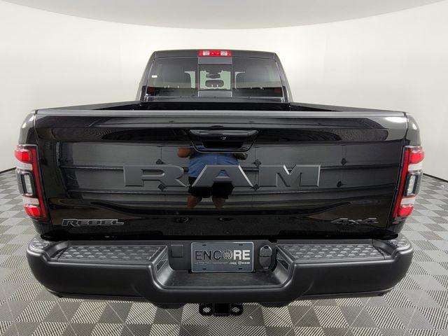 2024 RAM Ram 2500 RAM 2500 REBEL CREW CAB 4X4 64 BOX