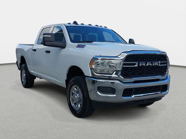 2024 RAM Ram 2500 RAM 2500 TRADESMAN CREW CAB 4X4 64 BOX