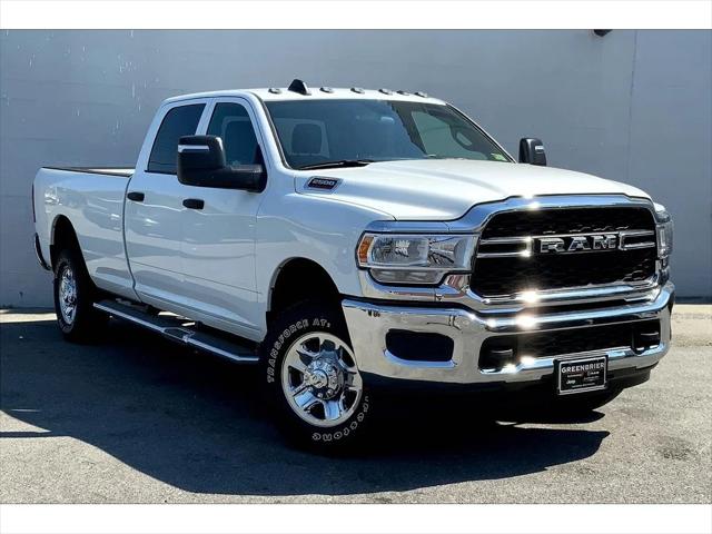 2024 RAM Ram 2500 RAM 2500 TRADESMAN CREW CAB 4X4 8 BOX