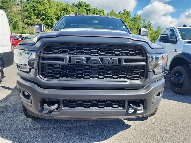 2024 RAM Ram 5500 Chassis Cab RAM 5500 TRADESMAN CHASSIS REGULAR CAB 4X4 60 CA