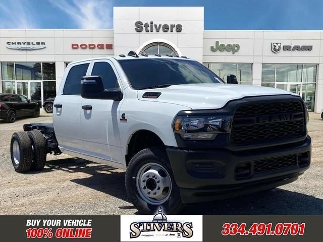 2024 RAM Ram 3500 Chassis Cab RAM 3500 TRADESMAN CREW CAB CHASSIS 4X4 60 CA