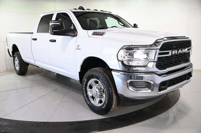 2024 RAM Ram 2500 RAM 2500 TRADESMAN CREW CAB 4X4 8 BOX