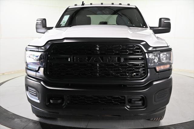 2024 RAM Ram 3500 RAM 3500 TRADESMAN CREW CAB 4X4 8 BOX