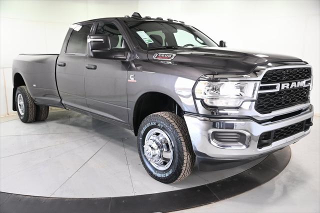 2024 RAM Ram 3500 RAM 3500 TRADESMAN CREW CAB 4X4 8 BOX