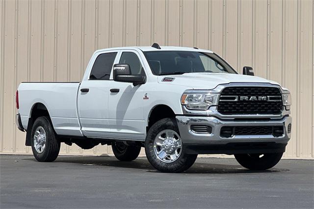 2024 RAM Ram 3500 RAM 3500 TRADESMAN CREW CAB 4X4 8 BOX