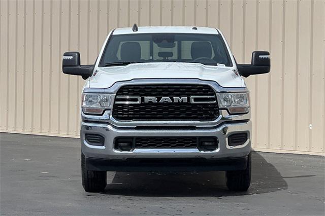 2024 RAM Ram 3500 RAM 3500 TRADESMAN CREW CAB 4X4 8 BOX