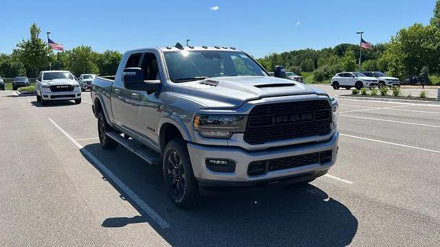 2024 RAM Ram 2500 RAM 2500 LIMITED MEGA CAB 4X4 64 BOX