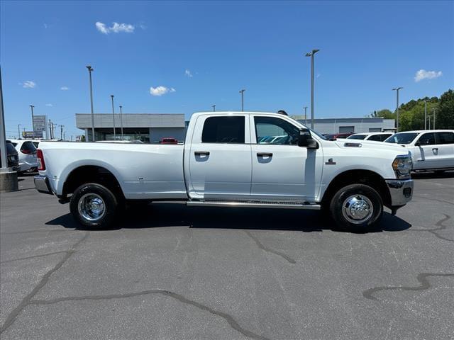 2024 RAM Ram 3500 RAM 3500 TRADESMAN CREW CAB 4X4 8 BOX