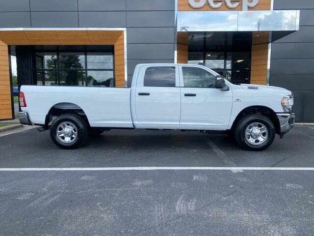 2024 RAM Ram 2500 RAM 2500 TRADESMAN CREW CAB 4X4 8 BOX