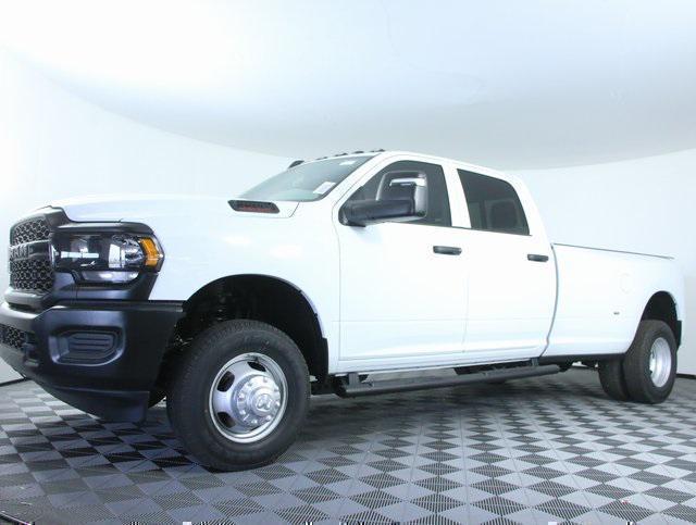 2024 RAM Ram 3500 RAM 3500 TRADESMAN CREW CAB 4X4 8 BOX