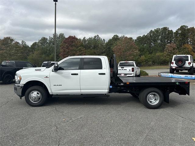 2024 RAM Ram 3500 Chassis Cab RAM 3500 SLT CREW CAB CHASSIS 4X4 60 CA