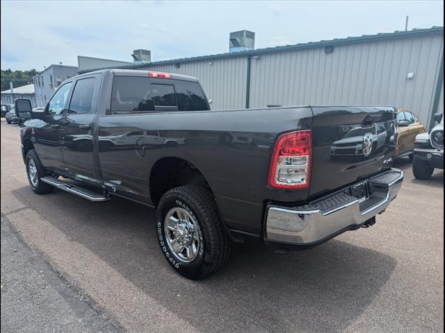 2024 RAM Ram 2500 RAM 2500 TRADESMAN CREW CAB 4X4 8 BOX