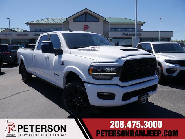 2024 RAM Ram 3500 RAM 3500 LIMITED CREW CAB 4X4 8 BOX