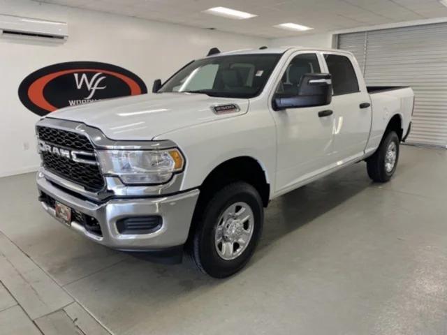 2024 RAM Ram 2500 RAM 2500 TRADESMAN CREW CAB 4X4 64 BOX