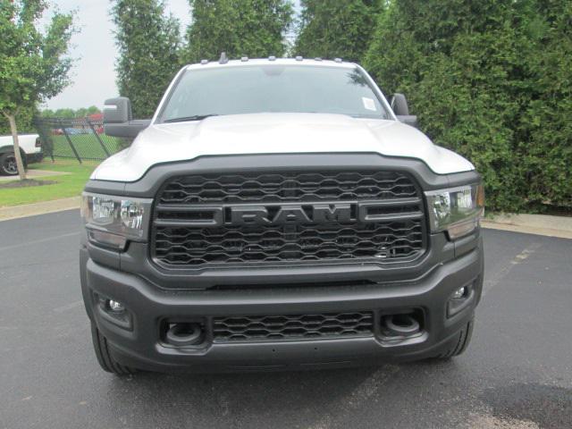 2024 RAM Ram 5500 Chassis Cab RAM 5500 TRADESMAN CHASSIS REGULAR CAB 4X2 120 CA