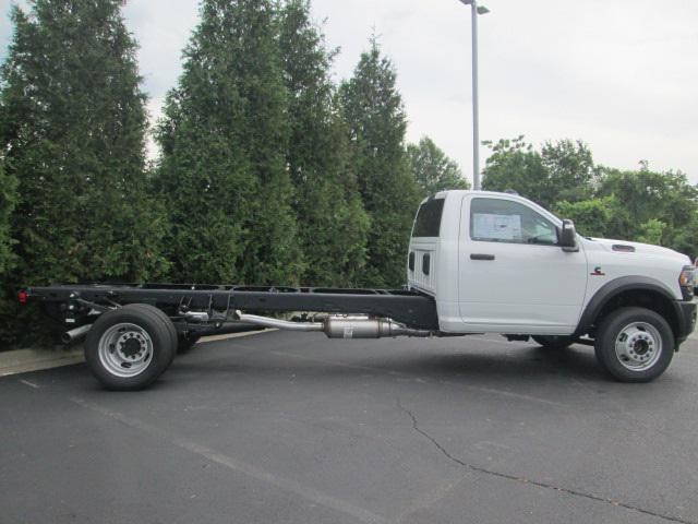 2024 RAM Ram 5500 Chassis Cab RAM 5500 TRADESMAN CHASSIS REGULAR CAB 4X2 120 CA