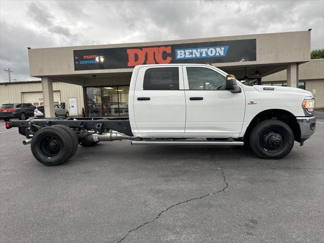 2024 RAM Ram 3500 Chassis Cab RAM 3500 TRADESMAN CREW CAB CHASSIS 4X4 60 CA