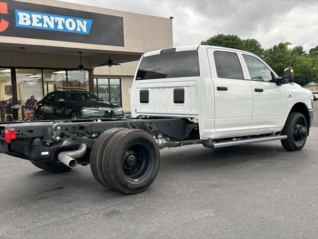 2024 RAM Ram 3500 Chassis Cab RAM 3500 TRADESMAN CREW CAB CHASSIS 4X4 60 CA