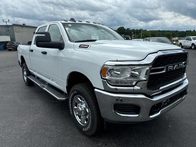 2024 RAM Ram 3500 RAM 3500 TRADESMAN CREW CAB 4X4 64 BOX