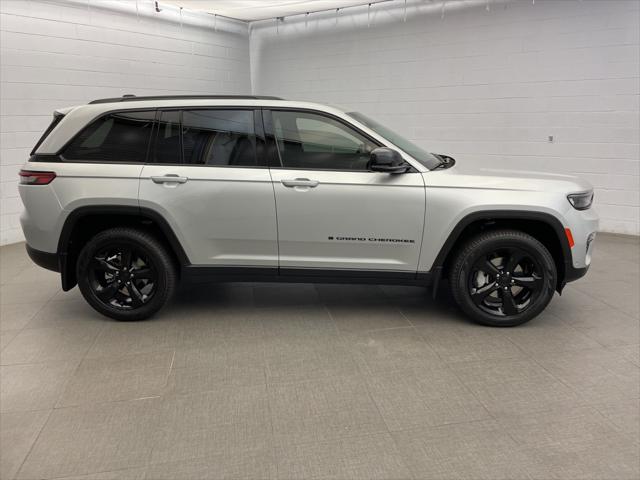 2024 Jeep Grand Cherokee GRAND CHEROKEE LIMITED 4X2