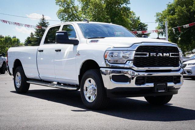 2024 RAM Ram 2500 RAM 2500 TRADESMAN CREW CAB 4X4 8 BOX