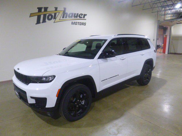 2024 Jeep Grand Cherokee L Altitude 4x4