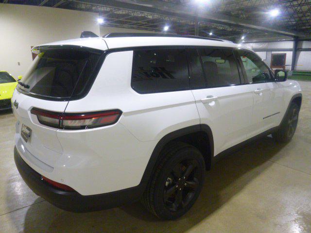 2024 Jeep Grand Cherokee L Altitude 4x4