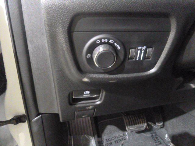 2024 Jeep Grand Cherokee L Altitude 4x4