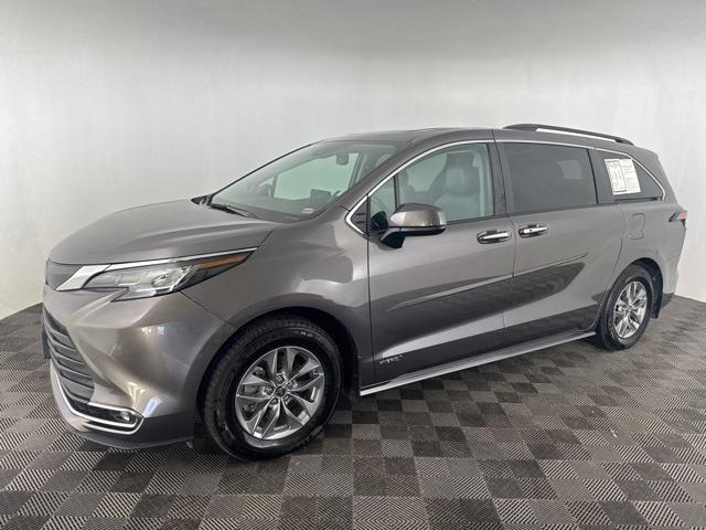 2021 Toyota Sienna XLE