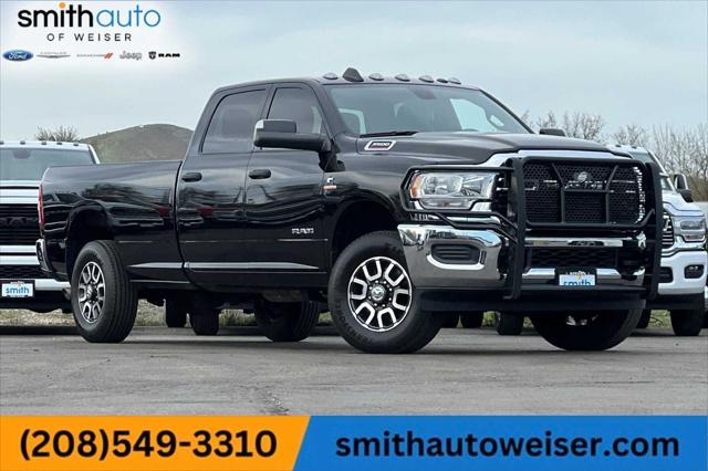 2022 RAM 3500 Big Horn Crew Cab 4x4 8 Box