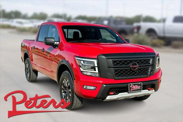 2023 Nissan TITAN Crew Cab PRO-4X 4x4