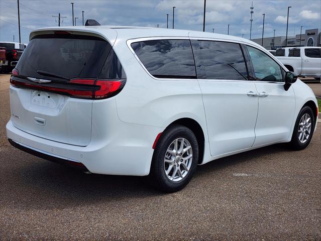 2024 Chrysler Pacifica PACIFICA TOURING L