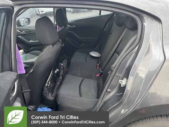 2015 Mazda Mazda3 i SV